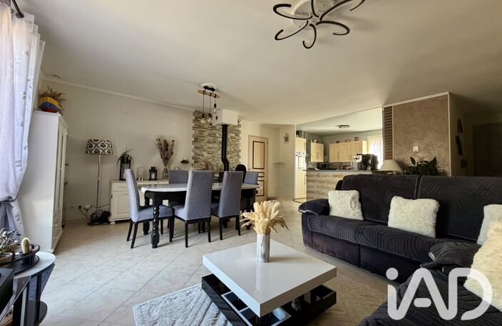 Vente Maison traditionnelle 6 pièces — photo 2