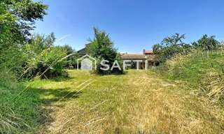 Maison 8 Pièces 243 m² à vendre à Roiffieux (07100)