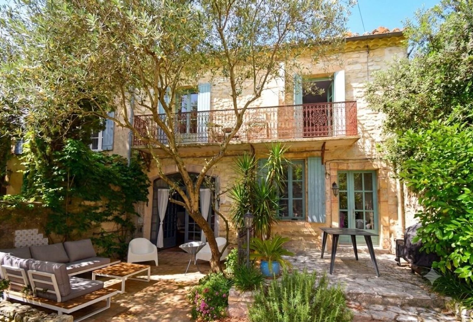 Jolie maison de village 180 m² avec jardin — photo 1