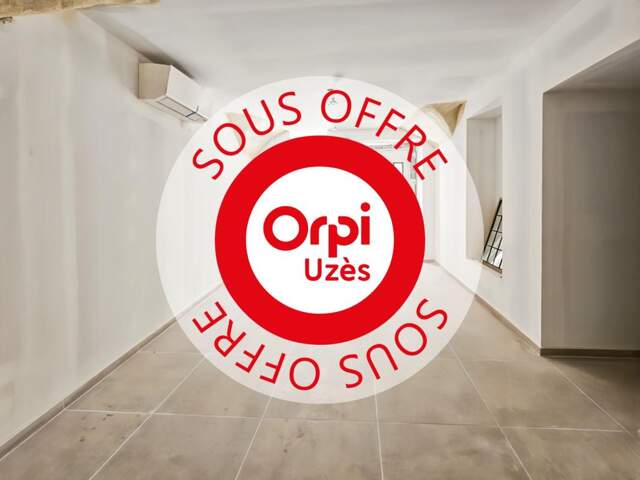 À Vendre à Montfrin - Maison de village de 67m² avec garage — photo du bien