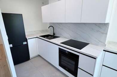 Appartement 2 pièces 1065 €