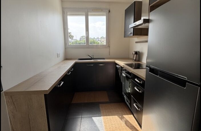 Appartement 2 chambres - LORIENT Merville (56100) - 65 m² - Garage privatif — photo 4