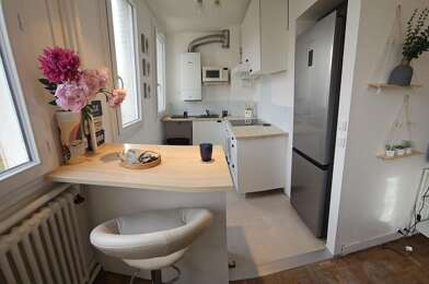 Appartement 4 pièces 560 €