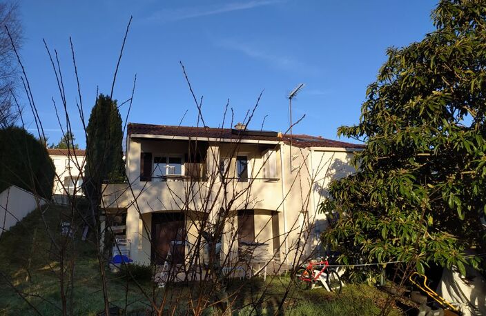 Chambre de 10m2 à louer sur Saintes — photo 4