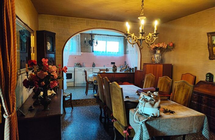 LOUDEAC - Ensemble immobilier - Maison - Entrepôt — photo 3