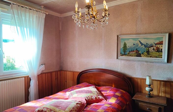 LOUDEAC - Ensemble immobilier - Maison - Entrepôt — photo 5