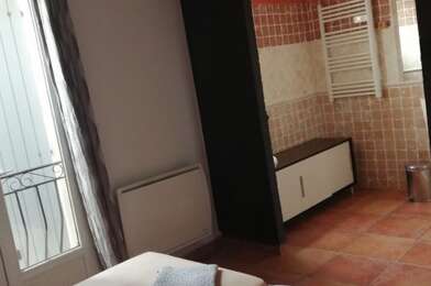 Maison 5 pièces 3080 €