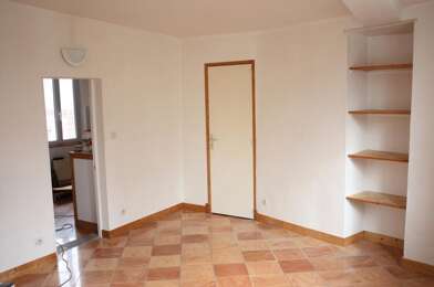 Appartement 1 pièces 562 €