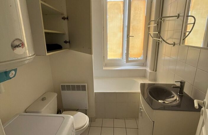 BEL APPARTEMENT 2 PIECES 37M2 ENV. PLEIN CENTRE DU PRE SAINT GERVAIS (93) PROXIMITE COMMERCES ET METRO — photo 4