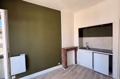 Appartement 3 pièces 760 €