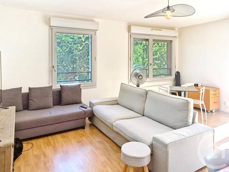 T1 — photo 1