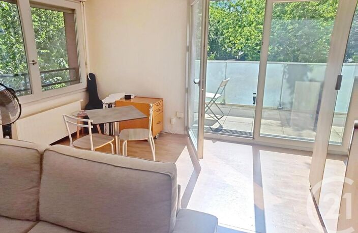 T1 — photo 3