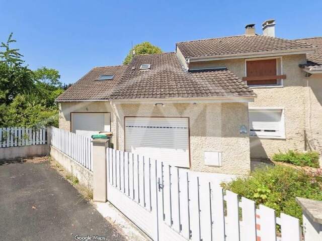 Maison 8 pièces 160 m² à Combs-la-Ville — photo du bien