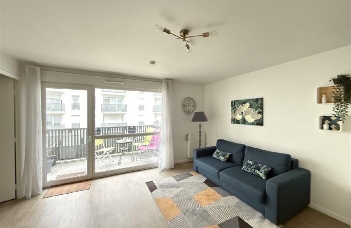 Vente appartement 2 pièces 49 m² Taverny (95150) — photo 2