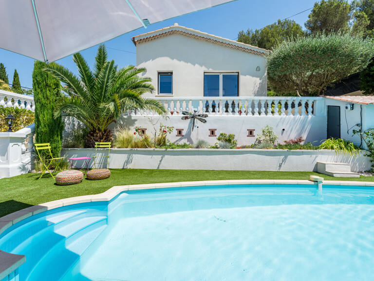Maison familiale de type 5 sur 700m2 de terrain avec piscine — photo 1