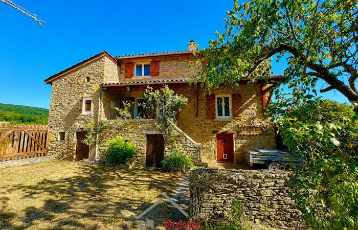 Maison 7 pièces 152 m² · à Mazille · 152 m² · 272 000 €