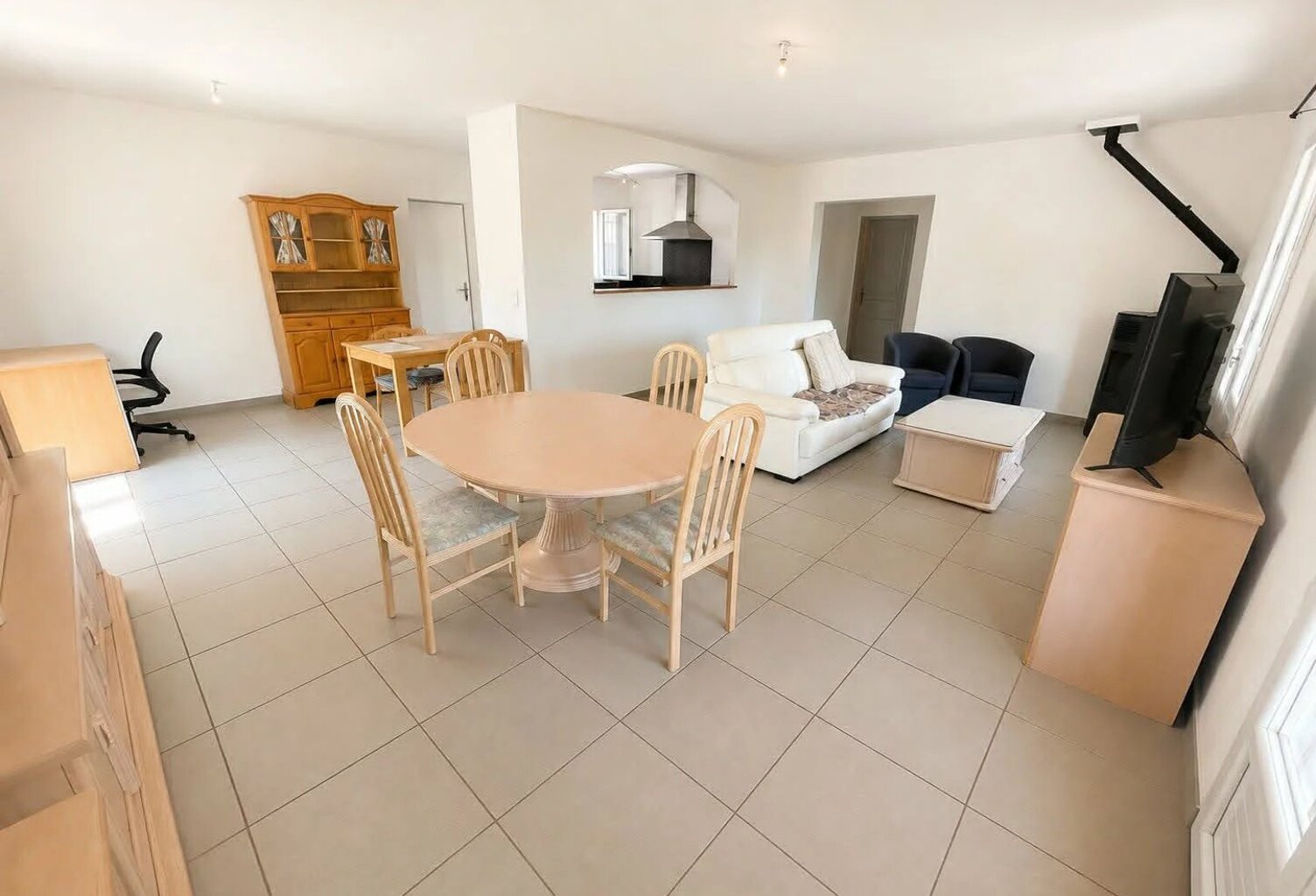LE LUC – Maison de plain-pied 98 m² – 3 chambres – Terrain 1 304 m² – Garage — photo 1