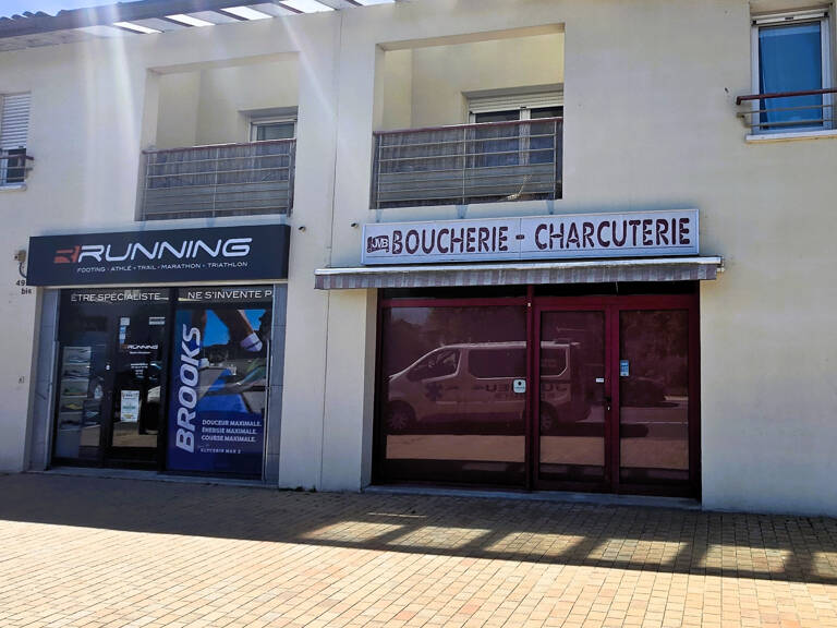 LOCAL COMMERCIAL -- CENTRE-VILLE DU TEICH | BASSIN D'ARCACHON — photo 1