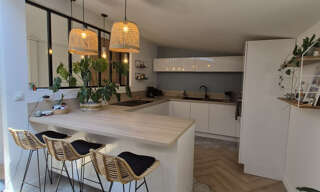 Appartement 3 Pièces 74 m² à louer à Marseille 2 (13002)
