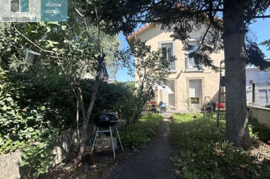 Immeuble  230000 €