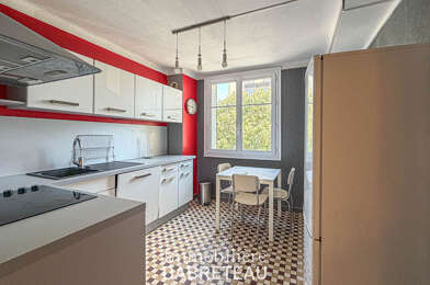 Appartement 3 pièces 1122 €