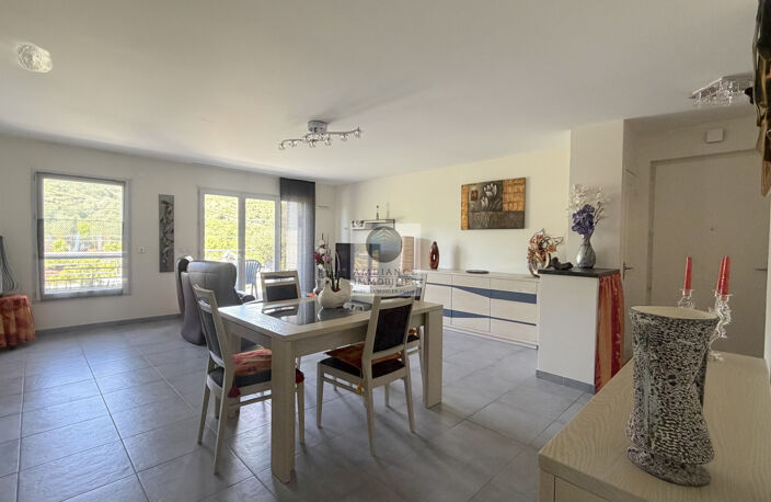 Appartement en dernier étage avec vue dégagée sur les montag — photo 3