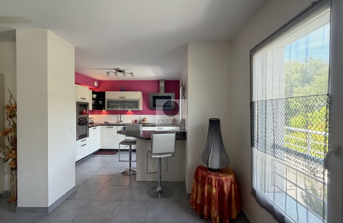 Appartement en dernier étage avec vue dégagée sur les montag — photo 5