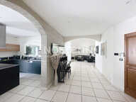 Grande maison familiale avec piscine - 69500 BRON — photo 4