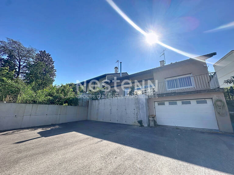 Grande maison 8 pièces 6 chambres avec séjour cathédrale, jardin et garage - 69500 BRON — photo 1