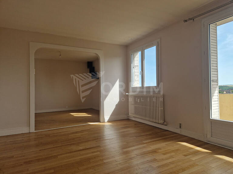 AUXERRE, bel appartement F2 de 71 m² en résidence sécurisée — photo 1