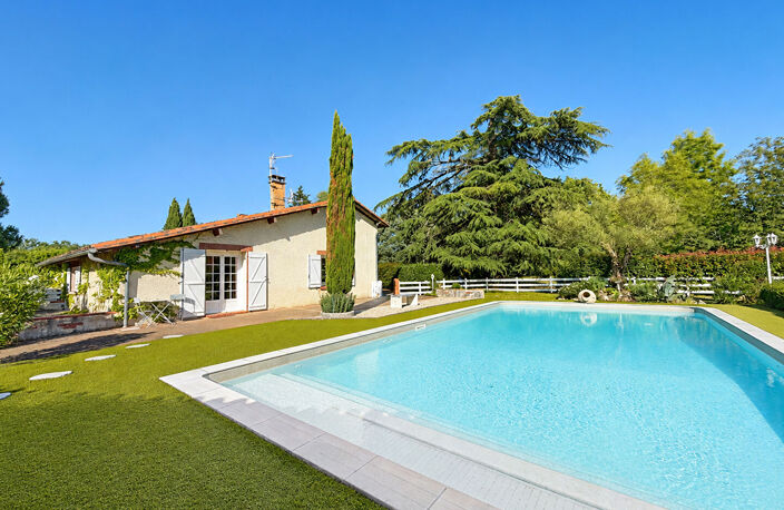 BOULOC - Superbe propriété avec piscine, parc arboré et anciennes écuries — photo 2