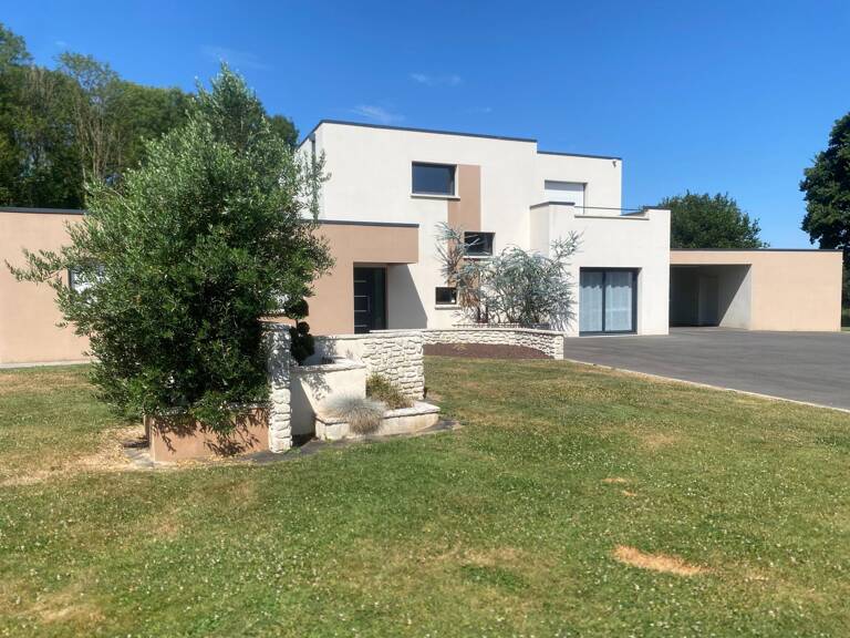 Maison 228 m², 5 chambres, terrain de 4120 m², 10 min de Flers — photo 1
