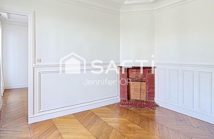 LUMINEUX 5e étage, balcon, cave et ascenseur — photo 4