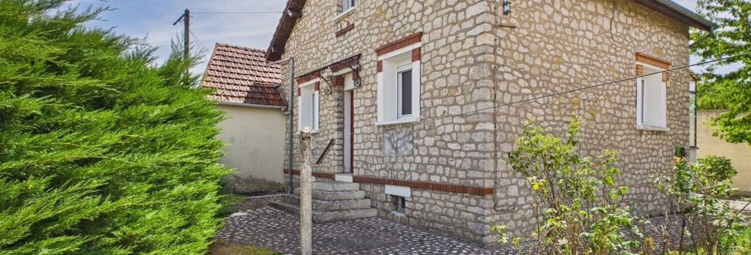 Maison 6 Pièces 83 m² à vendre à Amilly (45200)