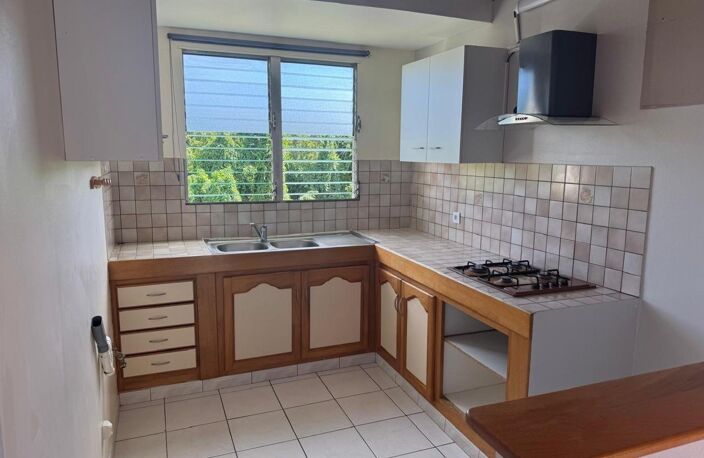 Immeuble de rapport en vente au Marin. — photo 3
