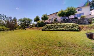Maison 5 Pièces 260 m² à vendre à Saint-Vincent-de-Pertignas (33420)