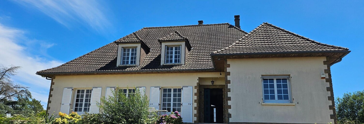 Maison 9 Pièces 208 m² à vendre à Le Teilleul (50640)