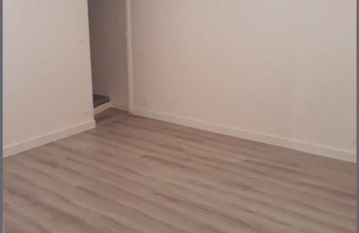 maison entièrement renovée — photo 4