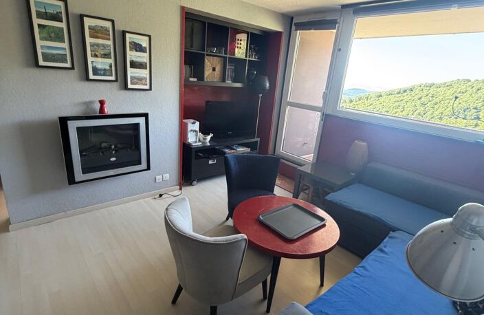 APPARTEMENT 48M2 TOUR DE LA BICHE — photo 2