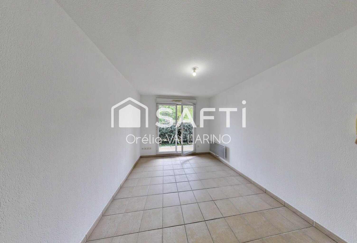 Appartement T2 en rez-de-chaussée avec piscine — photo 1