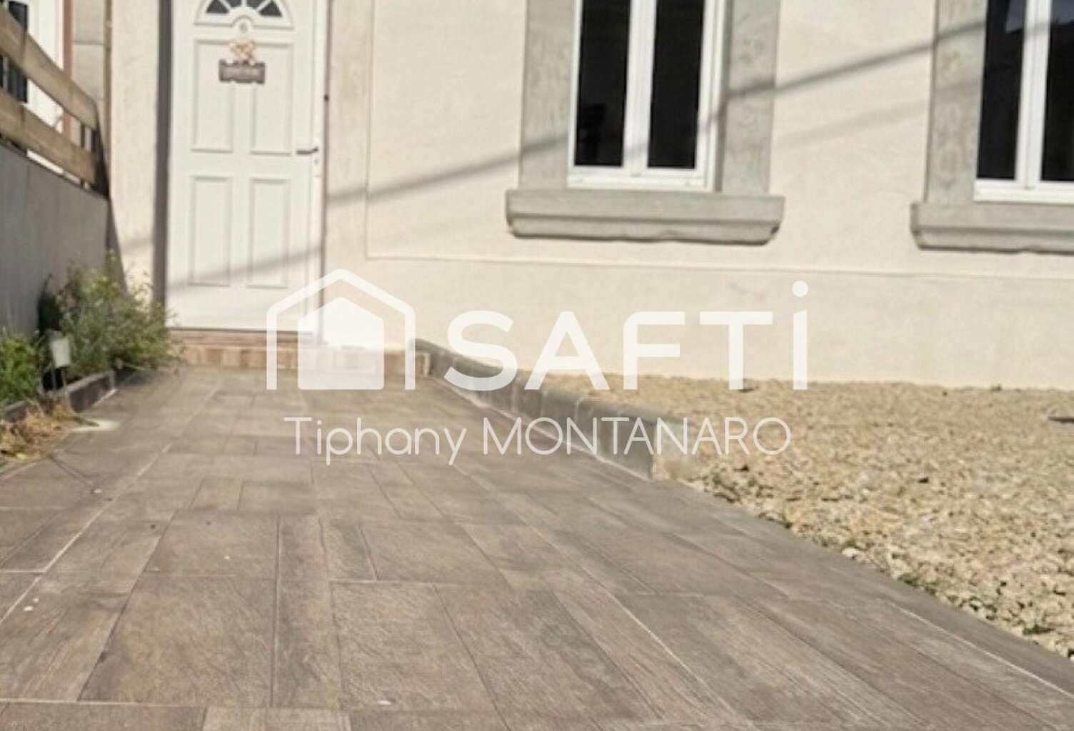 maison semi-mitoyenne de 141 m² entièrement rénovée — photo 1