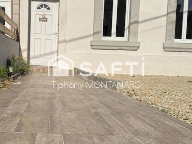 maison semi-mitoyenne de 141 m² entièrement rénovée — photo 1