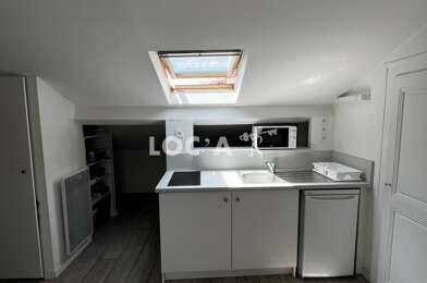 Appartement 1 pièces 700 €