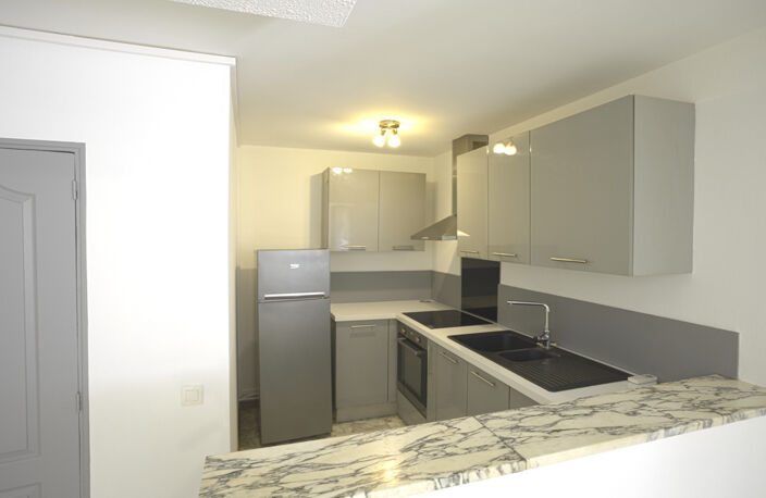 Mougins   Charmant 2 pièces contemporain dans résidence sécu — photo 2