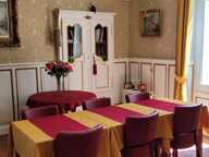MAISON DE MAÎTRE À L’ORÉE D’UNE PETITE VILLE HISTORIQUE — photo 2