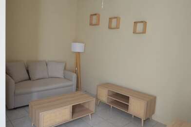 Appartement  570 €