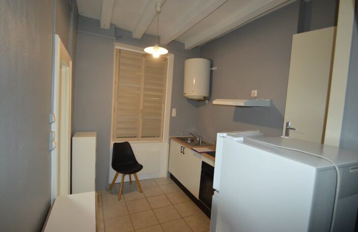 Maison appartement Écommoy meublé — photo 5