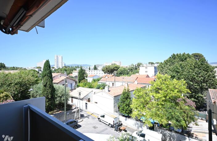 Vente appartement 3 pièces 63 m² Marseille 13 (13013) — photo 2