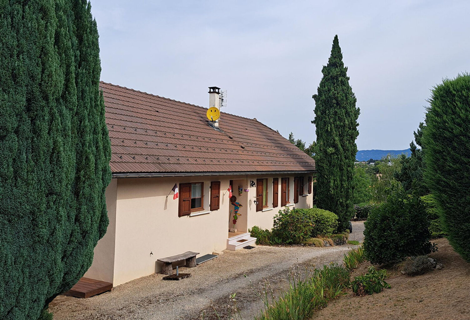 SAINT BERON, Maison quasi de plain-pied avec combles aménagés et sous-sol complet — photo 1