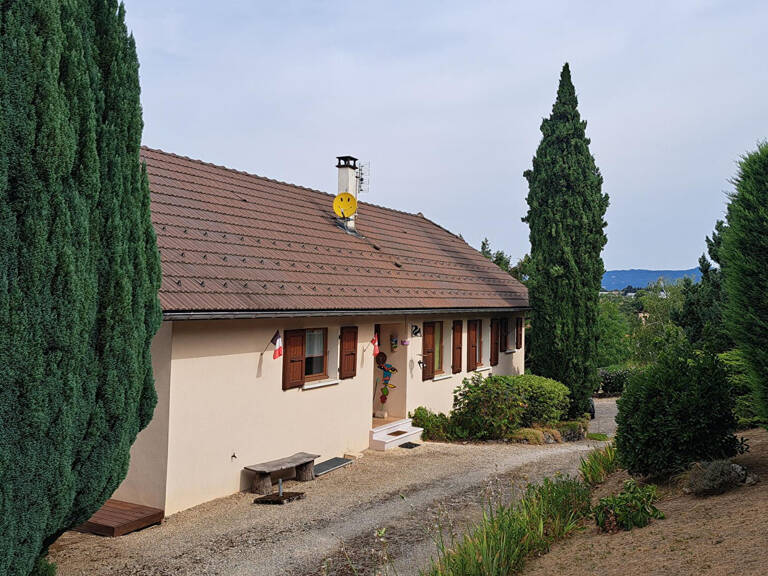 SAINT BERON, Maison quasi de plain-pied avec combles aménagés et sous-sol complet — photo 1